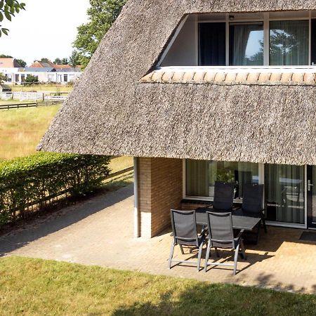 Escape, appartement met groot terras Buren  Extérieur photo
