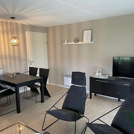 Escape, appartement met groot terras Buren  Extérieur photo