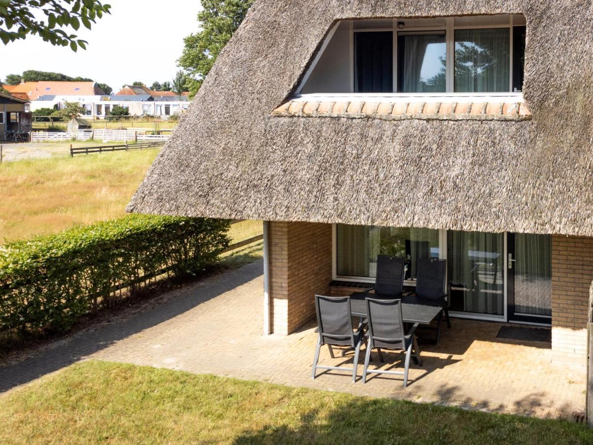 Escape, appartement met groot terras Buren  Extérieur photo