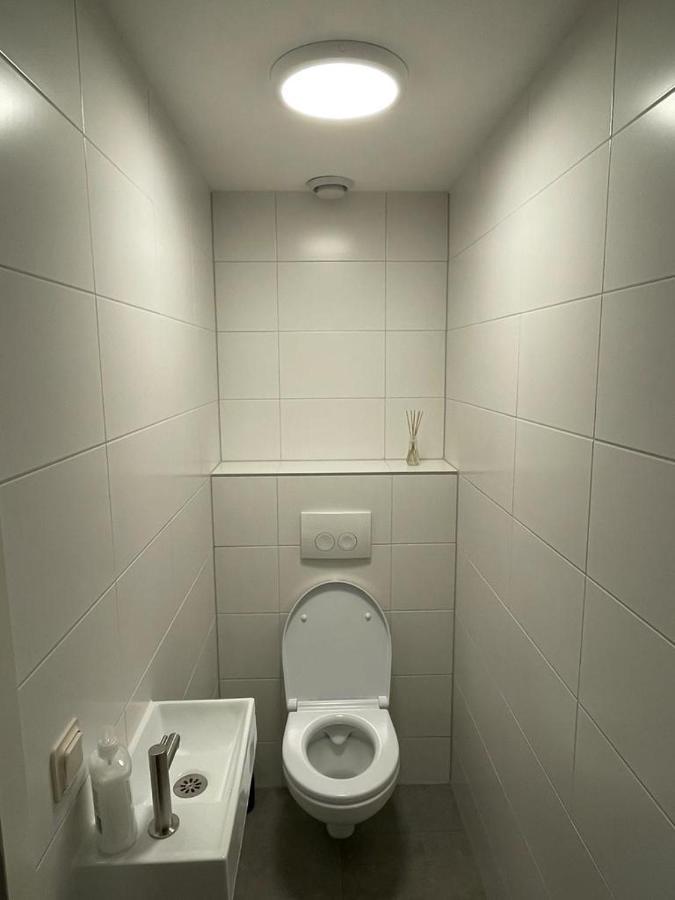 Escape, appartement met groot terras Buren  Extérieur photo